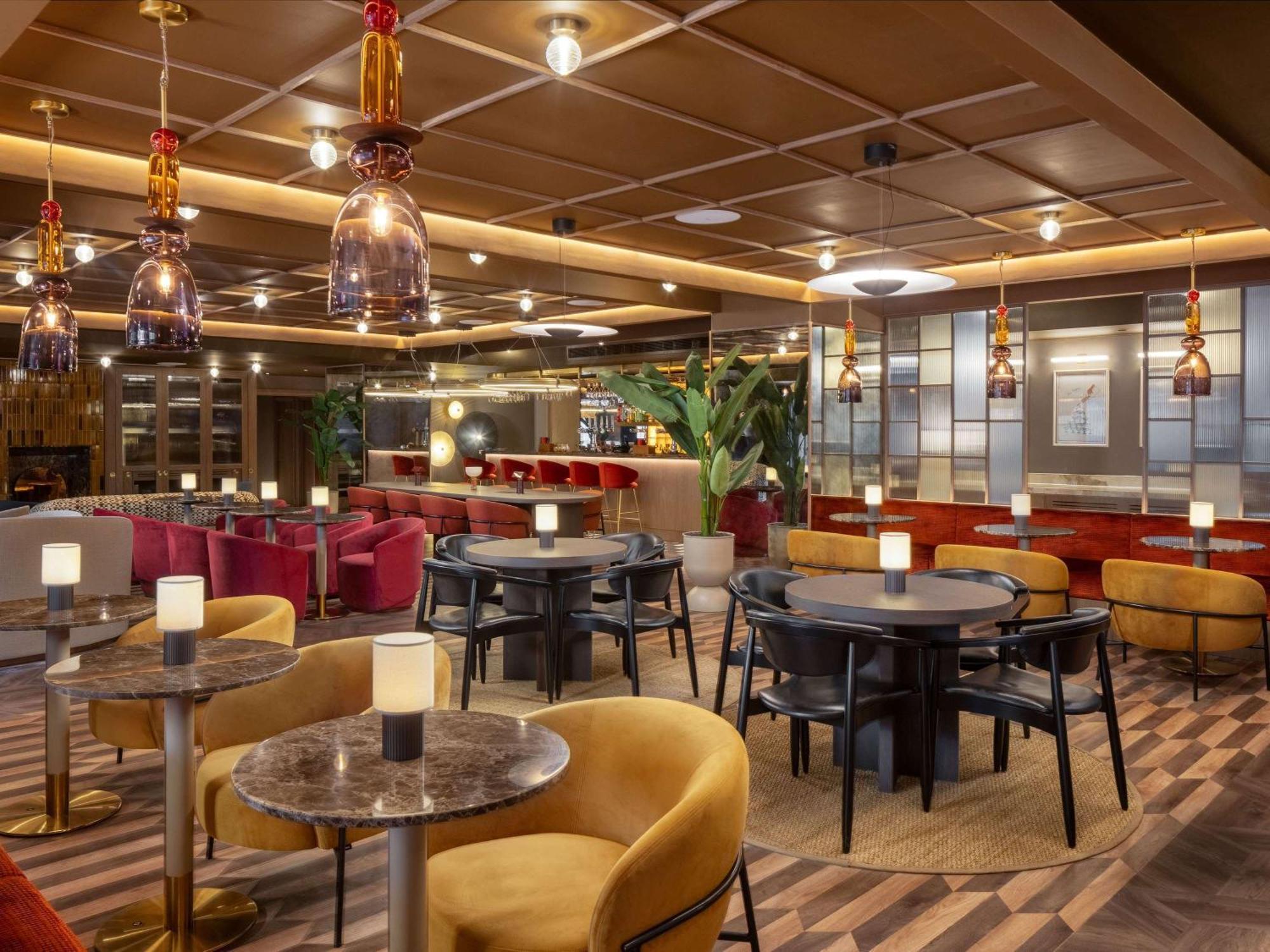 Mercure London Earls Court Exterior photo