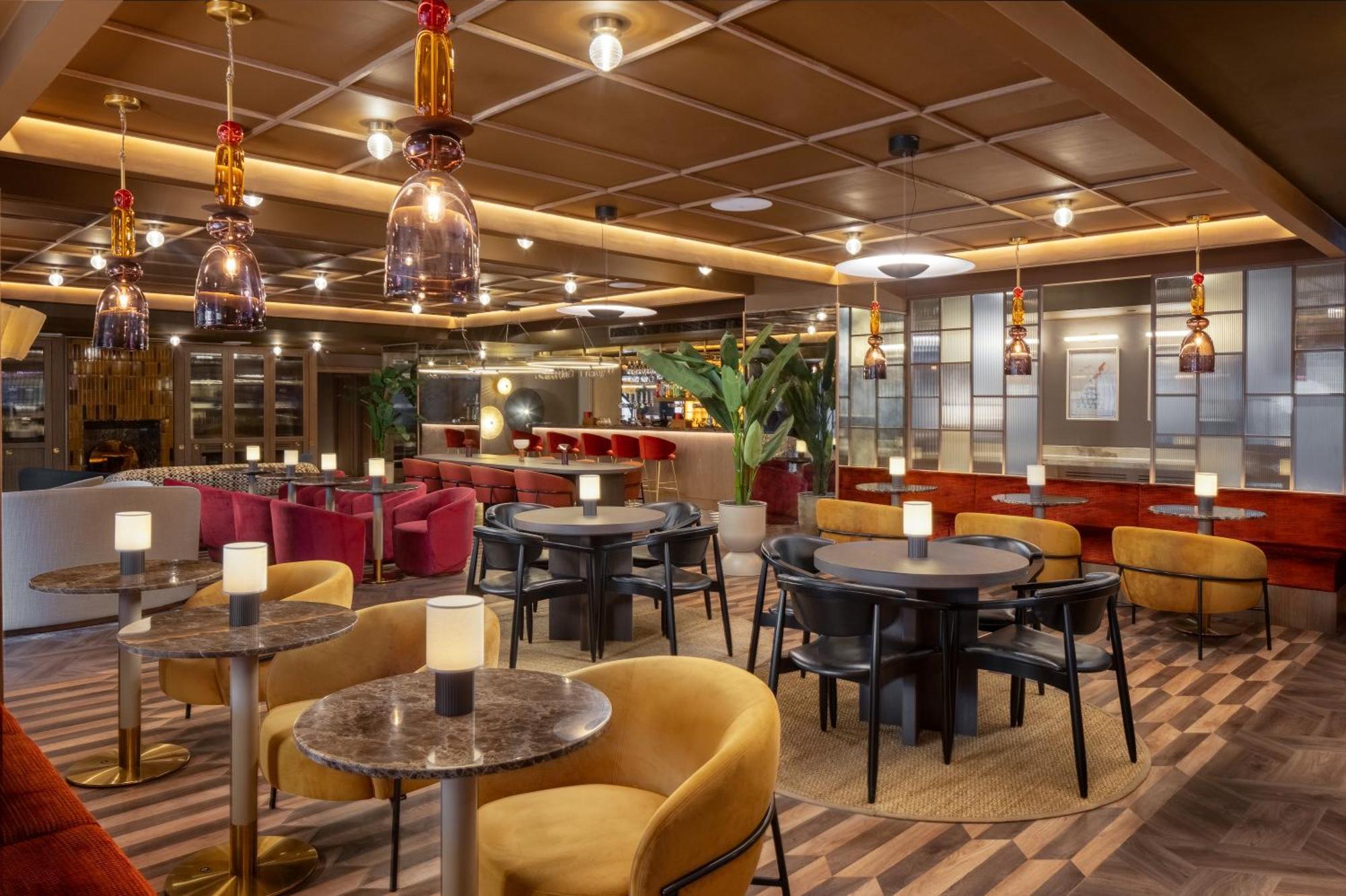 Mercure London Earls Court Exterior photo
